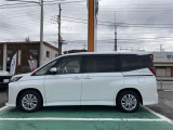 見通しのよいすっきりとした視界で、誰でも運転しやすいです。運転のしやすさは疲れにくさにも繋がりますよ♪