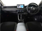 ◆視界広々で非常に運転しやすくロングドライブでも疲れを感じさせないすっきりとまとまったインパネ周りです。