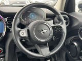 こちらのお車はMINI NEXT鶴ヶ島に展示中です。☆お問合せをお待ちしてます!