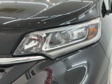 LEDヘッドライトは、点灯の瞬間から最大光量を発揮し、突然暗くなるトンネルなどでの安定感を高めます。