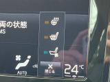 【シートベンチレーション】夏場は涼しい風でお尻や背中の熱・ムレを防ぎ、冬にはエアコンよりも早く温まってポカポカに!レザーシートにうれしい装備で、どんな季節も快適にお過ごしいただけます。