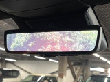 【デジタルインナーミラー】後席の大きな荷物や同乗者で後方が確認しづらい時でも安心!カメラが撮影した車両後方の映像をルームミラー内に表示。クリアな視界で状況の確認が可能です!