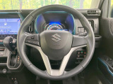 【純正革巻きステアリング】上質な革を使用することで、手にしっかり馴染みとても運転しやすいハンドルです♪