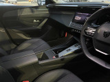 ◆LIBERALAは、輸入車選びの新たなスタイルを提案するインポート・セレクト・ブランドです。オーナー様となる方がクルマから直接感じる感性を第一にした、最良の一台との出会いをコーディネートいたします。