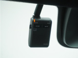 ◆ドライブレコーダー◆映像・音声などを記録する自動車用の装置です。 もしもの事故の際の記録はもちろん、旅行の際の思い出としてドライブの映像を楽しむことができます。