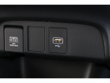 Hondaセンシングの機能のひとつ、アダプティブクルーズコントロール付!アクセルから足を離しても設定したスピードと前車との車間を保ち走行してくれます!車線維持もアシスト☆高速道路で疲労軽減ですね☆
