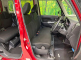 運転席シート廻りは使用感も少なく、良好な状態となっています。丁寧に使われていたことがよくわかりますね。