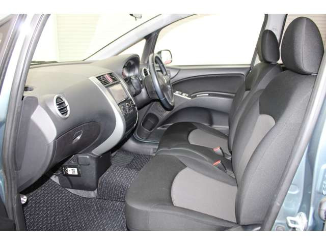 三菱 コルト 1.3 クール ベリー の中古車詳細 (54,000km, ブルー