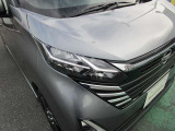 LEDヘッドランプ・・・ハロゲンランプに比べて非常に明るいので、夜間走行時の視認性がアップします。