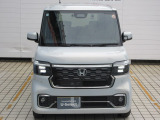 こちらのおクルマはメーカー保証期間内ですので新車一般保証特別保証を継承いたします(一般保証は新車登録月から3年間または走行60000kmまで、特別保証は新車登録月から5年間または100000kmまで)