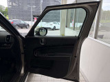 当車両は『BUBUつくば店』に展示をさせていただいております。詳しい装備・状態につきましてはスタッフまでお気軽にお問い合わせくださいませ。ご来店を心よりお待ちしております!