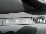 運転席周りの操作スイッチ類。