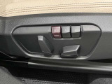 フロント電動シート操作スイッチ