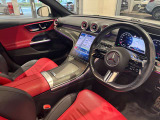 メルセデス・ベンツの定める厳しい基準をクリアしたお車のみをご案内させて頂きます。納車前整備はメーカー規定に基づき100項目以上にも及ぶ点検を熟練のメカニックによって行いご納車させて頂きます。