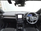 XC40 アルティメット B4 AWD ダークエディション 4WD 