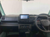 当店は新車ディーラーが運営しておりますのでご購入後は、もちろんディーラーの整備点検を実施し提供いたします。