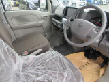 視界が良く運転性の良いフロントシート