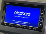 【純正ナビ】人気の純正ナビを装備しております。ナビの使いやすさはもちろん、オーディオ機能も充実!キャンプや旅行はもちろん、通勤や買い物など普段のドライブも楽しくなるはず♪