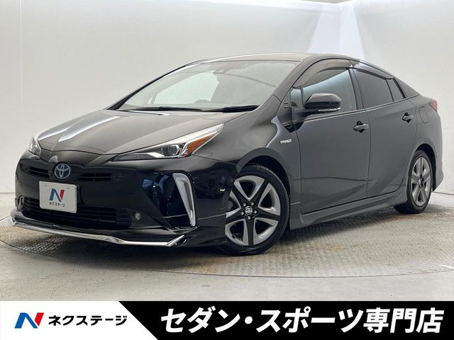 トヨタ プリウス 