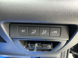 電動リフトゲートで開閉楽々。開閉の上限設定もできますので、低い立体駐車場などでも便利です。