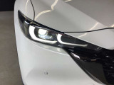LEDヘッドランプ装備・消費電力が少なく明るいので夜間走行も安心して運転出来ます。