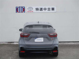 低燃費で環境にもやさしい人気のハイブリッド車です!