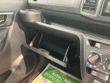 店内では季節で変わるダイハツオリジナルの美味しいスイーツとドリンクでおもてなしいたします。