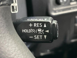 【レーダークルーズコントロール】高速道路での長距離走行が楽に!!自動で速度を保つクルーズコントロールが、衝突軽減システムと連携し、前方の車両を感知して車間を保つように速度調節してくれます!!