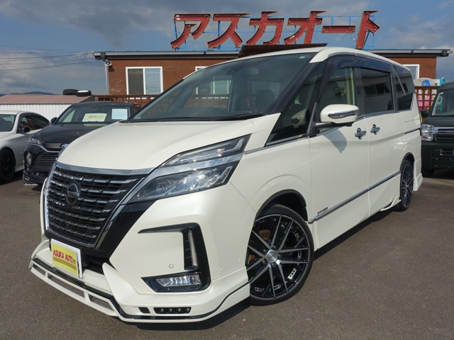 セレナ 2.0 ハイウェイスターV 