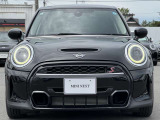 こちらのお車はMINI NEXT鶴ヶ島に展示中です。☆お問合せをお待ちしてます!