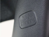 ◆サイド+サイドカーテンエアバッグシステム◆胸部へのダメージを低減するサイドエアバッグと頭部や頸部を保護するサイドカーテンエアバッグで安心をサポートします。
