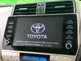 【純正9型ナビ】人気の純正ナビを装備しております。ナビの使いやすさはもちろん、オーディオ機能も充実!キャンプや旅行はもちろん、通勤や買い物など普段のドライブも楽しくなるはず♪