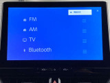 ブルートゥースに接続することにより、スマホに入ったお気に入りの音楽を車内で楽しむことができます♪あると本当に便利な機能になっています!