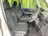 ドライバーによって運転しやすいポジションは異なり、あの車はどうなのか不安なこともありますよね。気になるお車は店頭で乗り込んでご確認いただけます♪