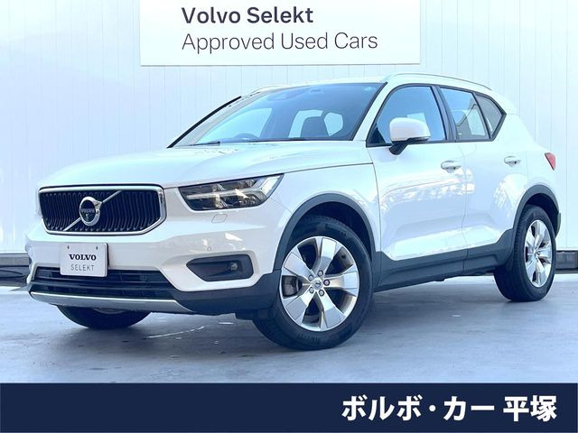 XC40 T4 モメンタム 