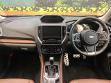 フォレスター 2.0 アドバンス 4WD 