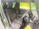 運転席シート廻りは使用感も少なく、良好な状態となっています。丁寧に使われていたことがよくわかりますね。