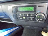 ☆オートエアコンです♪一度お好みの温度に設定すれば、車内の温度を検知し風量や温度を自動で調整してくれる優れもの!暑い&hellip;寒い&hellip;と何度もスイッチ操作をする必要はありませんね♪