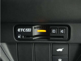 ◆ETC2.0装着◆進化したドライブ体験。料金収受システムだけだったETCが生まれ変わって、高速道路を賢く使うETC2.0に進化しました。多彩な情報サービスが便利で快適なドライブ体験を提供します。