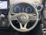 【純正革巻きステアリング】上質な革を使用することで、手にしっかり馴染みとても運転しやすいハンドルです♪