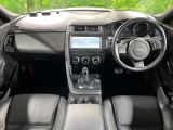 Eペイス S 2.0L P250 4WD 