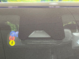 【トヨタセーフティセンス】走行中に前方の車両等を認識し、衝突しそうな時は警報とブレーキで衝突回避と被害軽減をアシスト。より安全にドライブをお楽しみいただけます。