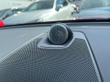 【Bowers & Wilkins】ボルボのプレミアムオーディオ。車内空間という特殊な環境に100年以上の伝統を持つイェーテボリ交響楽団の音響を再現した「コンサートモード」を搭載。