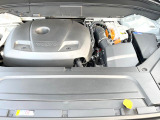 当店の認定中古車(VOLVO APPROVED CAR)はメーカー基準の車齢・走行に応じた内外装・機関の176項目もの項目に厳密な点検を実施。すべての基準を満たした自信を持ってお届けする中古車です。