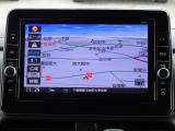 【ナビ】メモリーナビ(MM320D-L)付きです。目的地を設定すれば初めての場所でも簡単に行くことができます。もちろん音楽だって聴けちゃいます♪