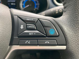 プロパイロット搭載。高速道路でドライバーに代わってアクセル、ブレーキ、ステアリングを自動制御します。