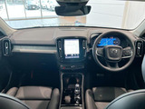 XC40 ウルトラ B4 AWD 4WD 