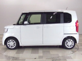 【ホンダセンシング】衝突軽減ブレーキ、誤発進抑制機能、車線維持支援、パーキングセンサー、渋滞運転支援、標識認識機能。路外逸脱抑制機能。オートハイビーム、渋滞追従クルーズ、等※車によって装備が異なります