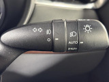 【オートライト(AUTO)】外の明るさをシステムが感知して、自動でヘッドライトが点灯します!ヘッドライトをつけ忘れを防ぐ便利機能です。