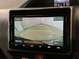 モニターガイドが付いているのでショッピングなどの狭い駐車場や車庫入れなどの時もしっかりと確認しながらバックができるので安心してお出かけできますよ。
